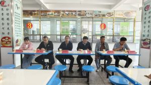 家校協(xié)同，專業(yè)賦能，共筑校園“舌尖安全”防線